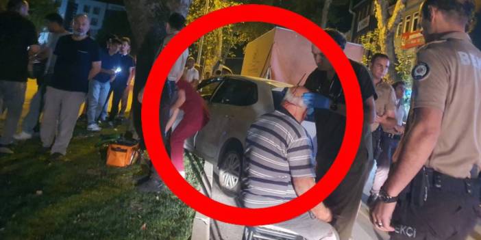 Işıkta yavaşlayan kamyonete çarpıp refüje çıktı