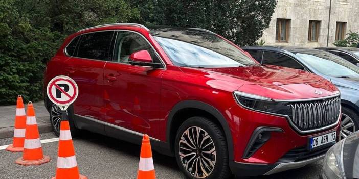 Togg'u bıraktı Mercedes'e geçti: Bakan itibardan tasarruf etmiyor