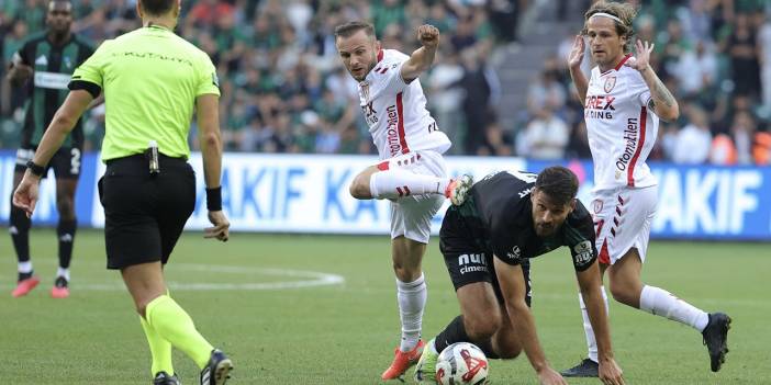 Kocaelispor 10 kişi direnemedi: Reis havalara uçtu