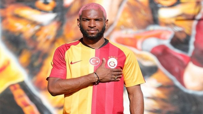 Ryan Babel'e Hollanda'dan sert çıkış