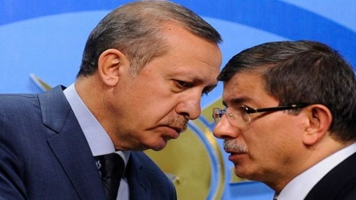 Selvi: Erdoğan Davutoğlu'yla telefonda görüştü