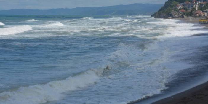 Sakarya'da denize girmek yasaklandı