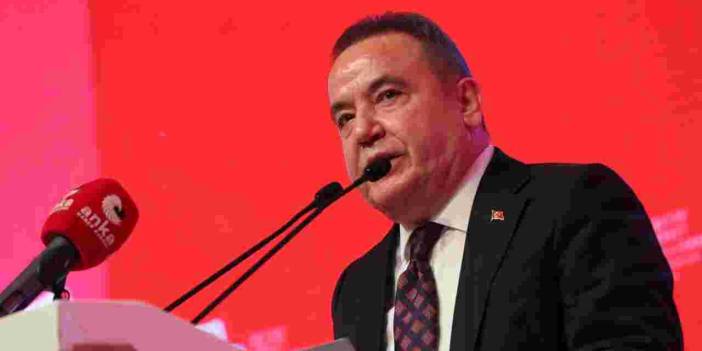 Muhittin Böcek'ten sağlık durumuna dair kritik açıklama: Geri dönüşü olmayan ihmalin kurbanı olmak istemiyorum