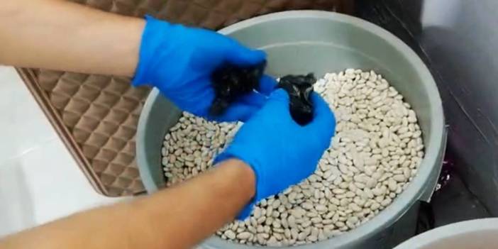 Fasulye kovasından uyuşturucu çıktı!