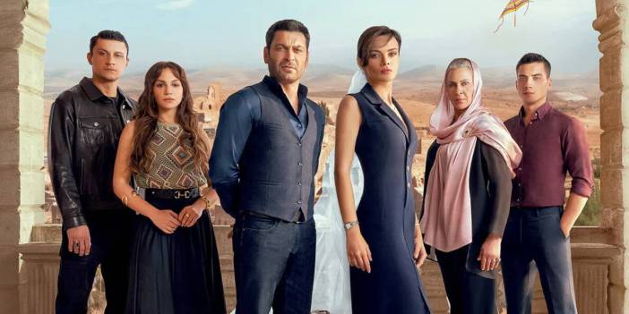 Uzak Şehir'de flaş değişiklik: Ailevi sebepler yüzünden ayrıldı