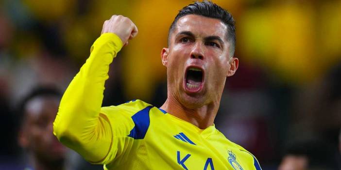Galatasaray'ın efsane golcüsü yıllar sonra açıkladı: Kız kardeşim Ronaldo ile birlikteydi