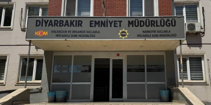 Ölü koyunun karnından uyuşturucu çıktı!