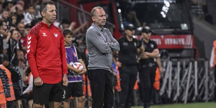 Sergen Yalçın soyunma odasına gidemedi