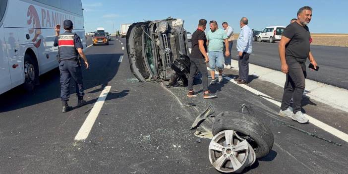 Tek şeride düşürülen yolda feci kaza: 6 yaralı