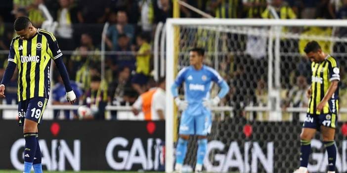 Fenerbahçe'de verilmeyen penaltı için olay iddia: Konuşmaları açıkladı