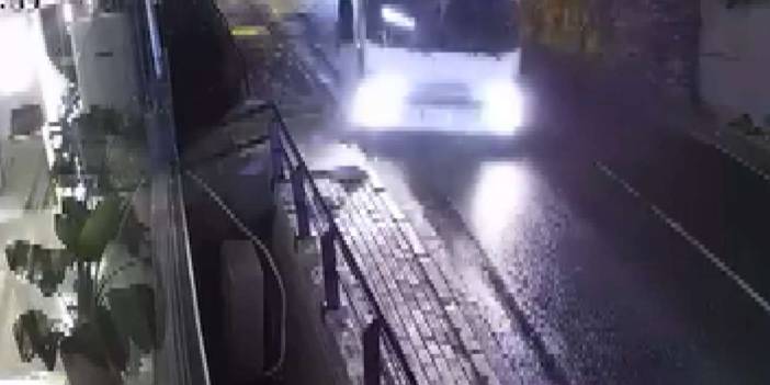 Kazaya ramak kalmıştı! Sürücü çarpmaktan son anda kurtuldu