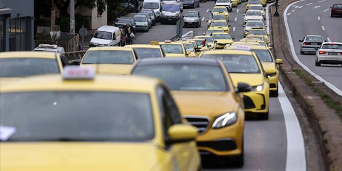 Taksiciler 18 saatlik greve gitti!