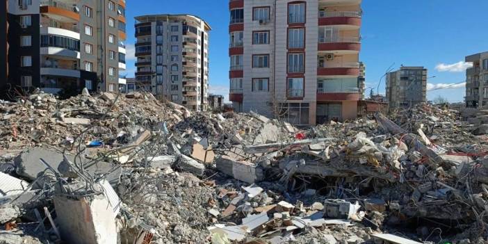 25 kişi hayatını kaybetmişti: Hasoğlu Apartmanı davası bilirkişi raporu gelmediği için ertelendi
