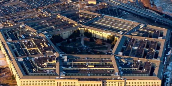 Rus ve Amerikan jetleri karşı karşıya gelmişti: Gerilim pizzacıların cebini nasıl doldurdu?