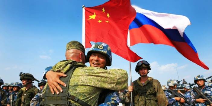 ABD basınından dünyayı sarsacak iddia: Rusya Çin ordusunu Tayvan'ı işgale hazırlıyor