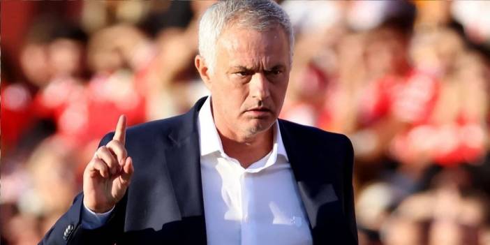 Mourinho eski futbolcusuna transfer teklifi yaptı