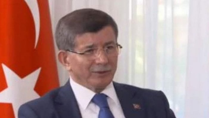 Davutoğlu'na "mış gibi yap" eleştirisi! 