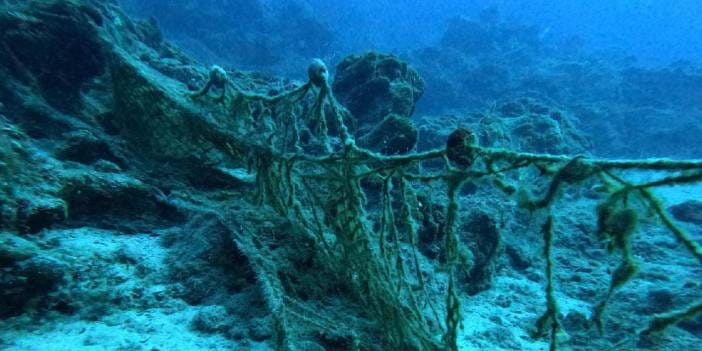 Muğla'da 100 metre uzunluğunda hayalet ağ toplandı!