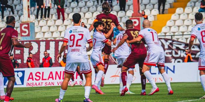 Bandırmaspor 10 kişi kalan Ümraniyespor'u yıktı