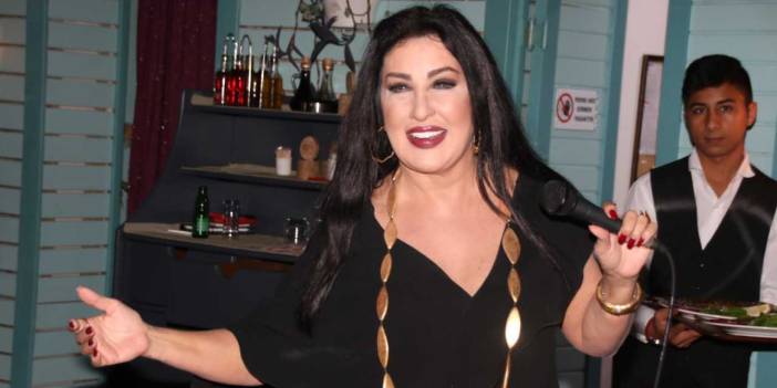 Nükhet Duru'yu akrep soktu! Apar topar hastaneye kaldırıldı