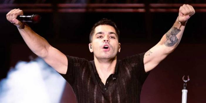 Emircan İğrek konserde: Ekrem İmamoğlu'na özgürlük bekledik!