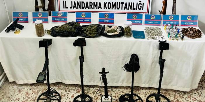 Hem defineci hem kaçakçı hem torbacı