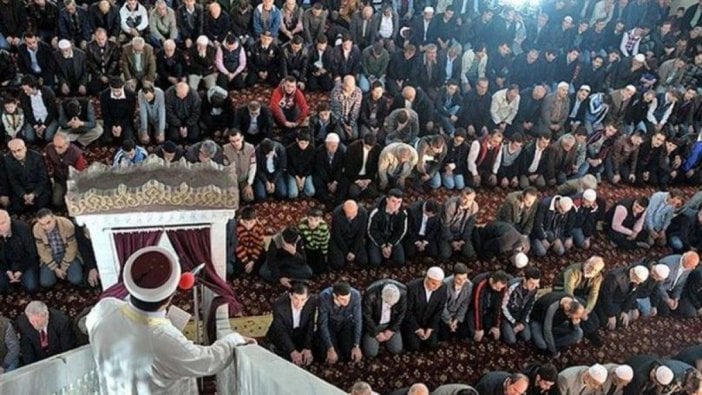 Diyanet'ten erkeklere "dar pantolon" uyarısı! "Tesettür bilincine uymaz"