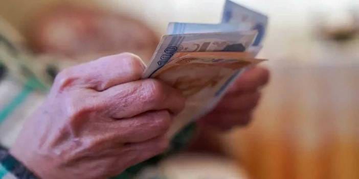 Bankalar yarışa girdi: Emekli promosyon tutarını arttıran arttırana
