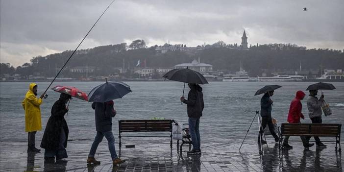 İstanbullular için saat yaklaşıyor: Uzman isim saat verip "eve dönün" çağrısı yaptı!