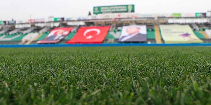 Süper Lig'in efsanesi amatör ligde ilk maçına çıktı