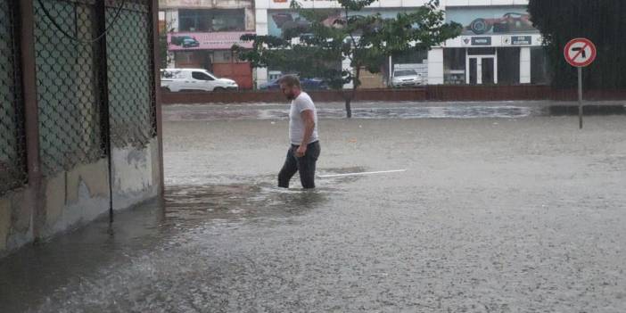 Meteoroloji uyardı: 3 saatte önüne katıp götürecek