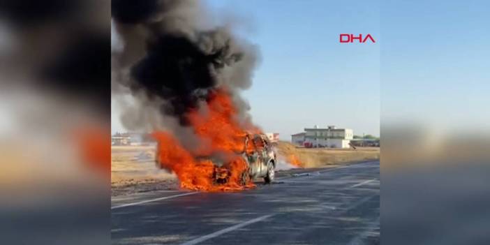 Seyir halindeyken birden alev topuna döndü: Yangın kamerada