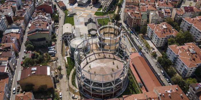 Bu yasa geçerse İBB'nin en gözde taşınmazları elinden alınacak! Gökan Zeybek açıkladı