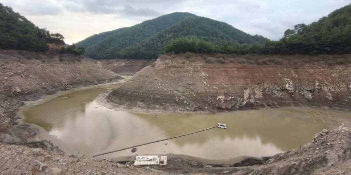 Barajlar alarm veriyor: Balçova Barajı da dibi gördü