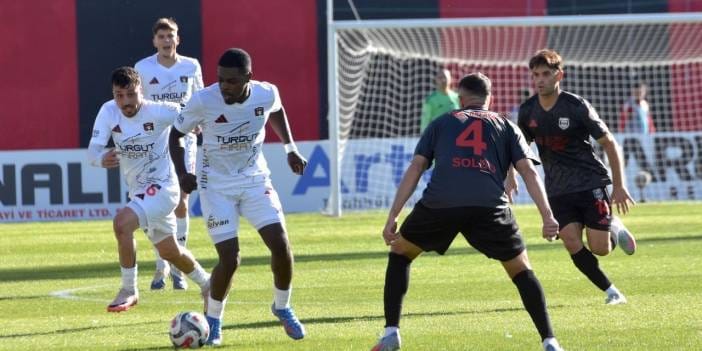 Vanspor Pendikspor'u elinden kaçırdı