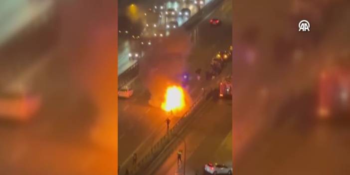 E-5'te seyir halindeki otomobil alev topuna döndü! Kıl payı kurtuldular