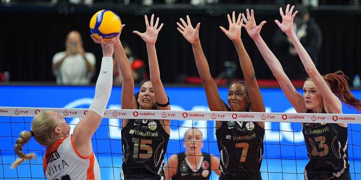 Vakıfbank Eczacıbaşı'nı da geçti