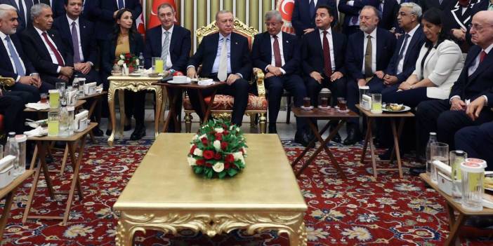 O milletvekilinin AKP'ye katılması artık kesinmiş! Gelecek Partisi'ndeydi