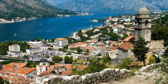 Eğlence mekanı çıkışı kavga ülkeyi karıştırdı! 45 Türk gözaltında: vizesiz seyahat kaldırılıyor