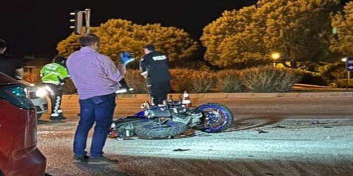 İzmir'de motosiklet kazası: Sürücü öldü yolcu yaralandı