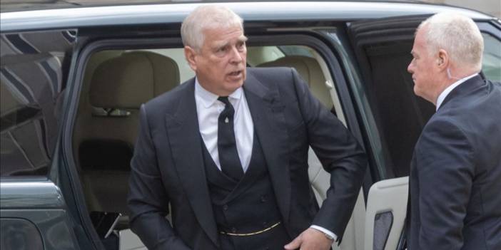 İngiltere'de pedofil Epstein krizi! Prense bir şok daha