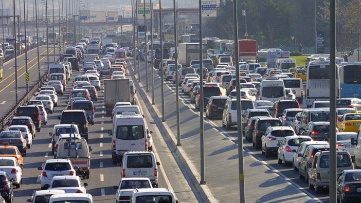 İstanbul trafiğine maç ayarı! O yollar trafiğe kapatıldı