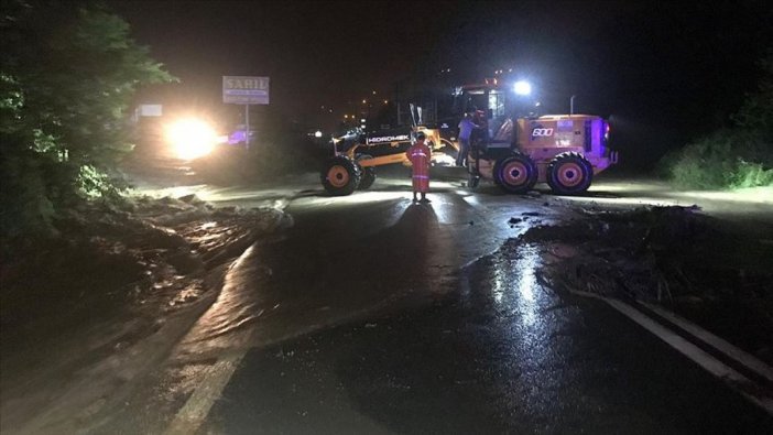 Rize'yi sağanak yağış vurdu! 1 kişi kayıp...