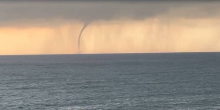 Hatay'da denizde peş peşe hortum!