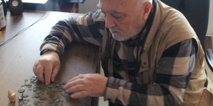 Karamanoğulları Beyliği'ni araştırırken 148 adet sikke buldu