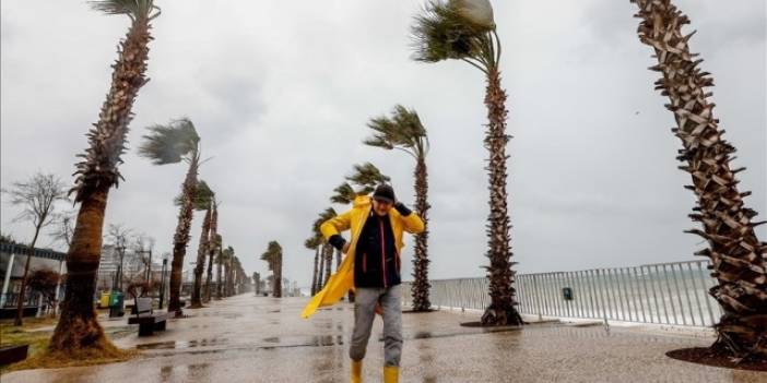 MGM'den 'tedbirli olun' uyarısı: Kuvvetli rüzgâr ve sağanak geliyor!