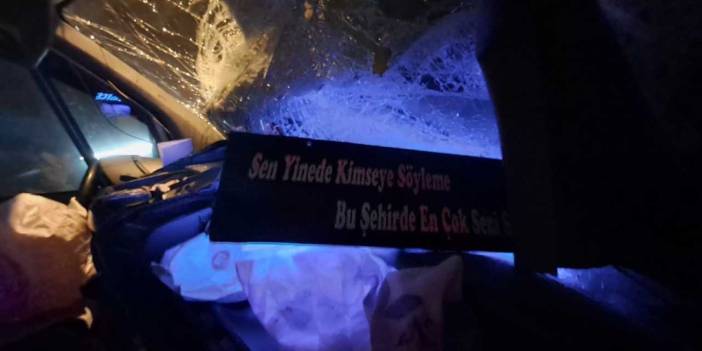 Tünelde feci kaza: Minibüs TIR’a çarptı 2 kişi yaralandı
