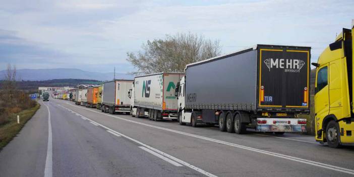 Yunanistan sınırında kriz: TIR kuyrukları oluştu!