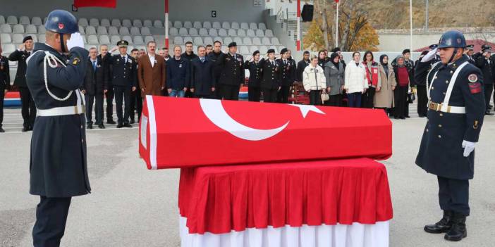 Eşi 7 aylık hamileydi! Kalp krizi geçiren uzman çavuş şehit oldu