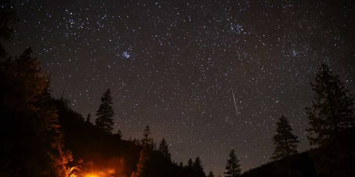 Meteor yağmurunun eşsiz manzarası hızlandırılarak kaydedildi